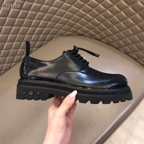 루이비통 LV블랙아이스 스트랩 더비 슈즈 블랙컬러