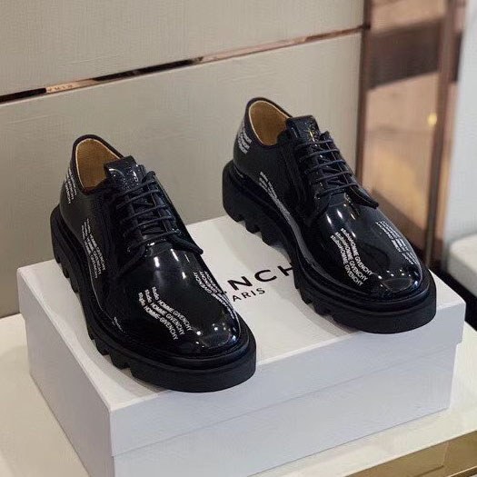 지방시 2020 웨이브로고 컴뱃 더비슈즈