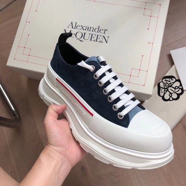 알렉산더맥퀸 2020 트레드 슬릭 더비스니커즈 블루스웨에드