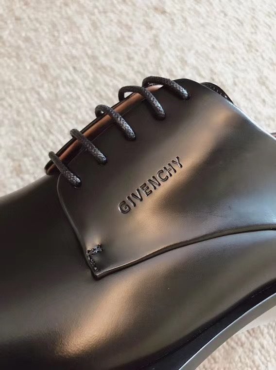 지방시 2020 더비슈즈