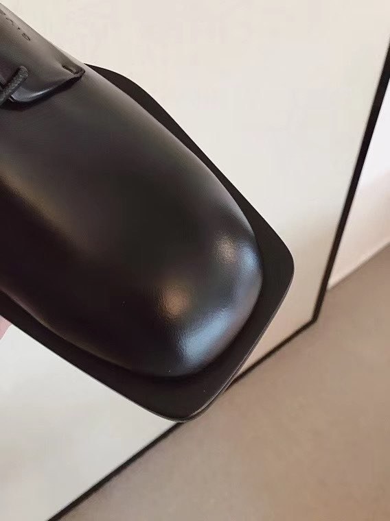 지방시 2020 더비슈즈