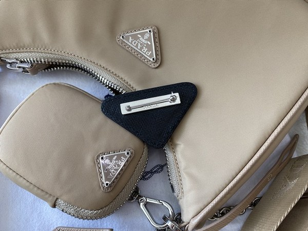 고야드 장지갑 그린