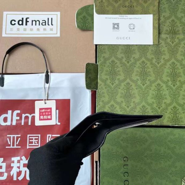 구찌 2023 701420 컷아웃 인터로킹 G 반지갑 지갑