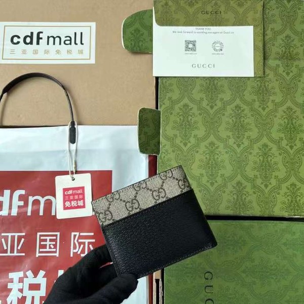 구찌 2023 701420 컷아웃 인터로킹 G 반지갑 지갑