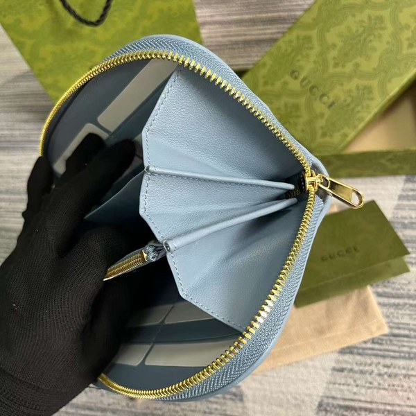 구찌  2023 블론디 지퍼 장지갑 725216 UXX0G 4914