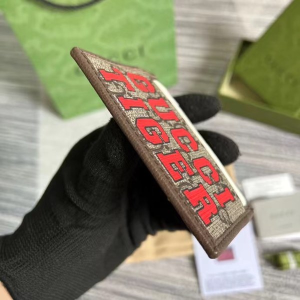 구찌 2022 레드 타이거 로고 카드 지갑