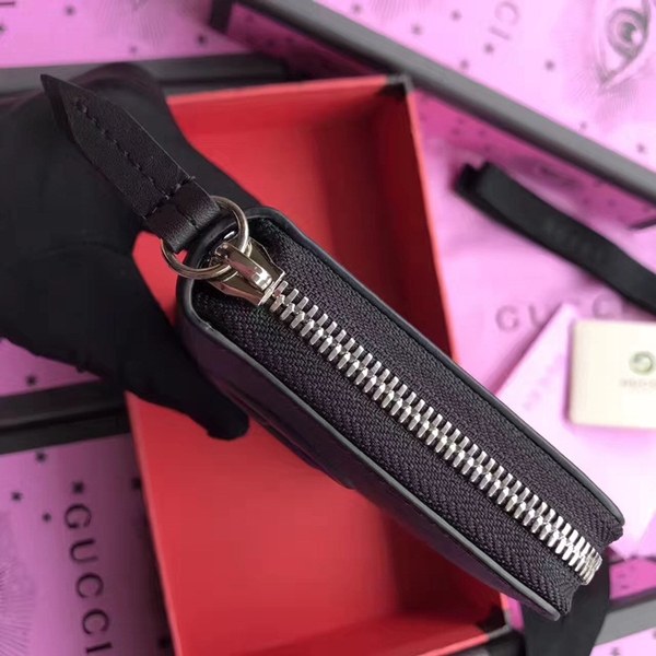 구찌 신상 가죽지퍼장지갑 421848