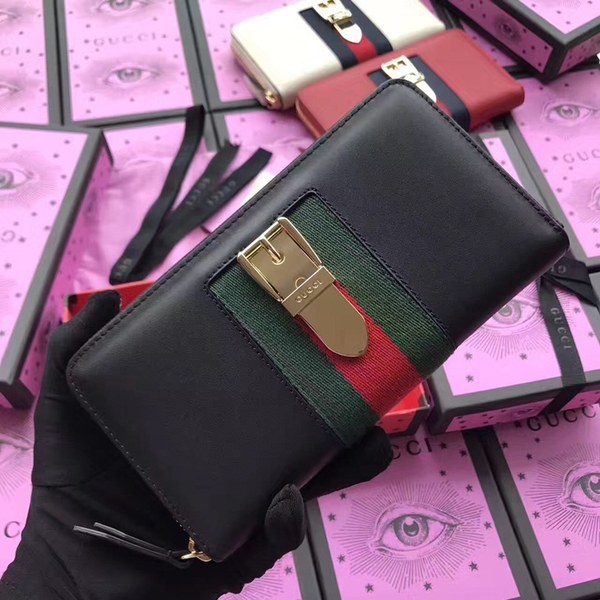 구찌 실비 가죽 지퍼 장지갑 476083...