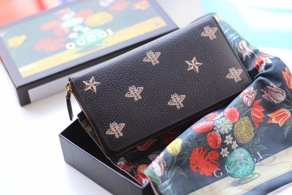 구찌 꿀벌 프린트 장지갑 495062