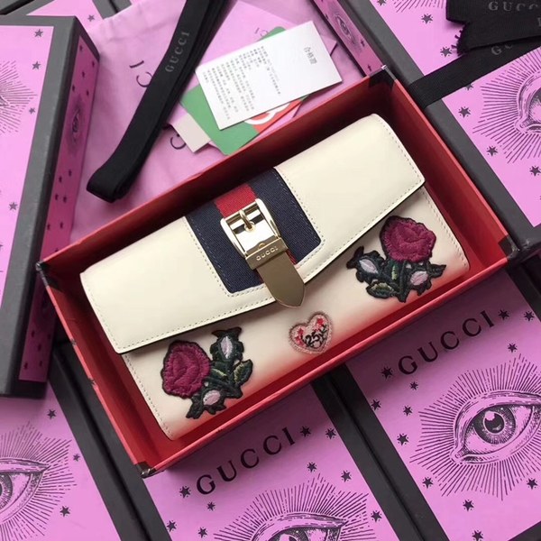 구찌 실비 장지갑 476084