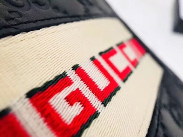 구찌 남성용 반지갑 408827