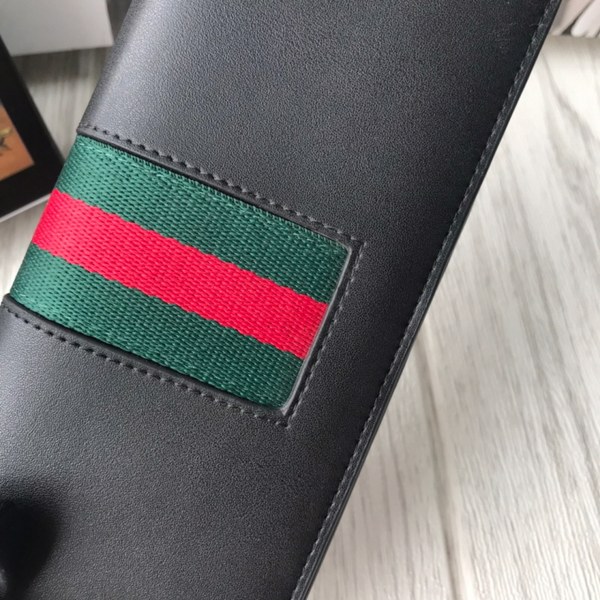 Gucci 구찌 남여공용 클래식 반,지퍼,장지갑