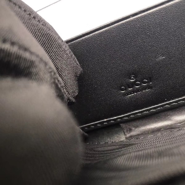 구찌 지퍼 장지갑  신상 547591