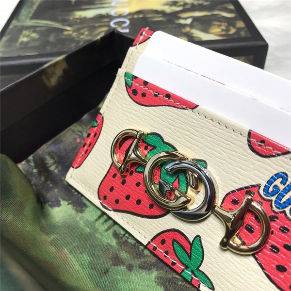 구찌 딸기 프린트 카드지갑 570679 신상