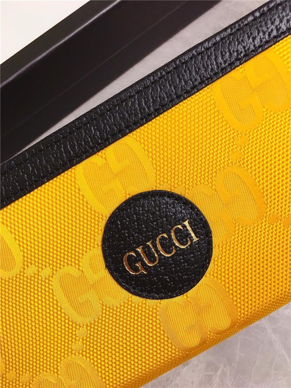 GUCCI 구찌 오프 더 그리드 지퍼 장지갑