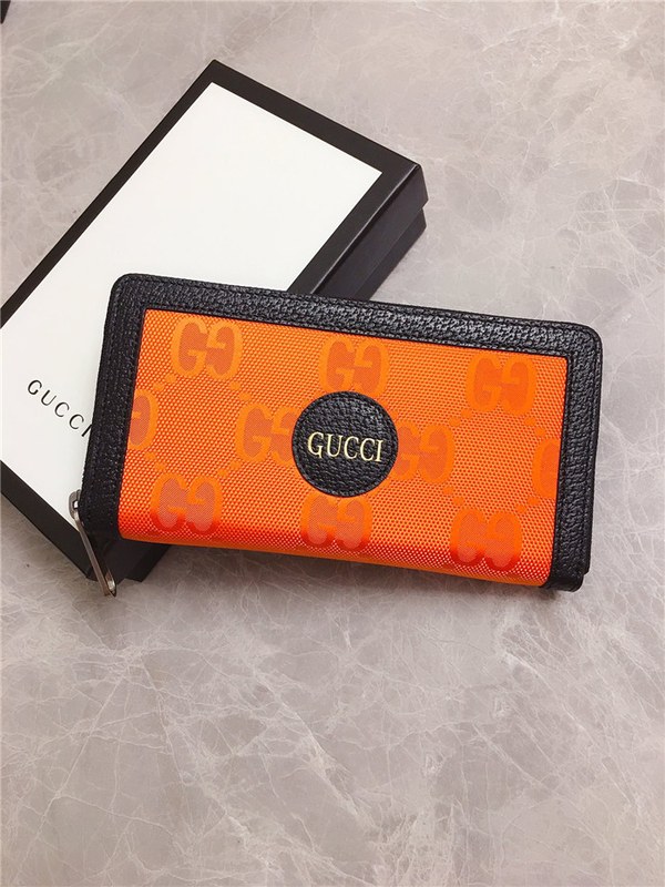 GUCCI 구찌 오프 더 그리드 지퍼 장지갑