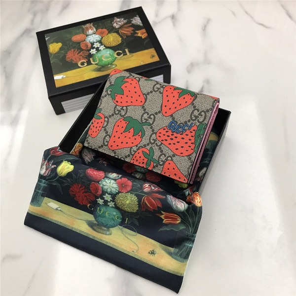 구찌 동전지갑&카드지갑 573839 신상