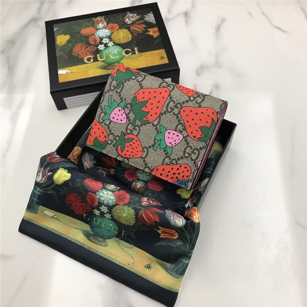 구찌 동전지갑&카드지갑 573839 신상