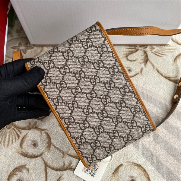 Gucci 구찌 도라에몽 미니 크로스백 647805 2021/신상