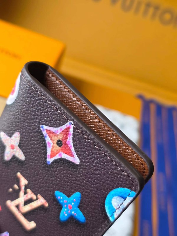 루이비통 2026 M28282 포켓 오거나이저 지갑