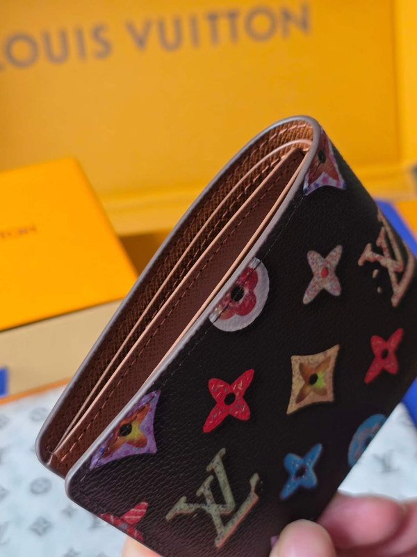 루이비통 2026 M28283 지갑 반지갑