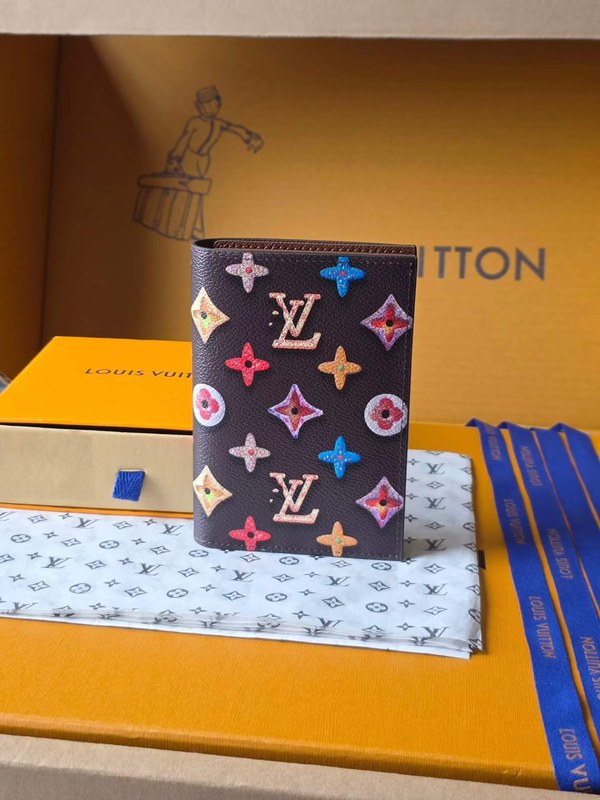 루이비통 2026 M28281 오거나이저 지갑