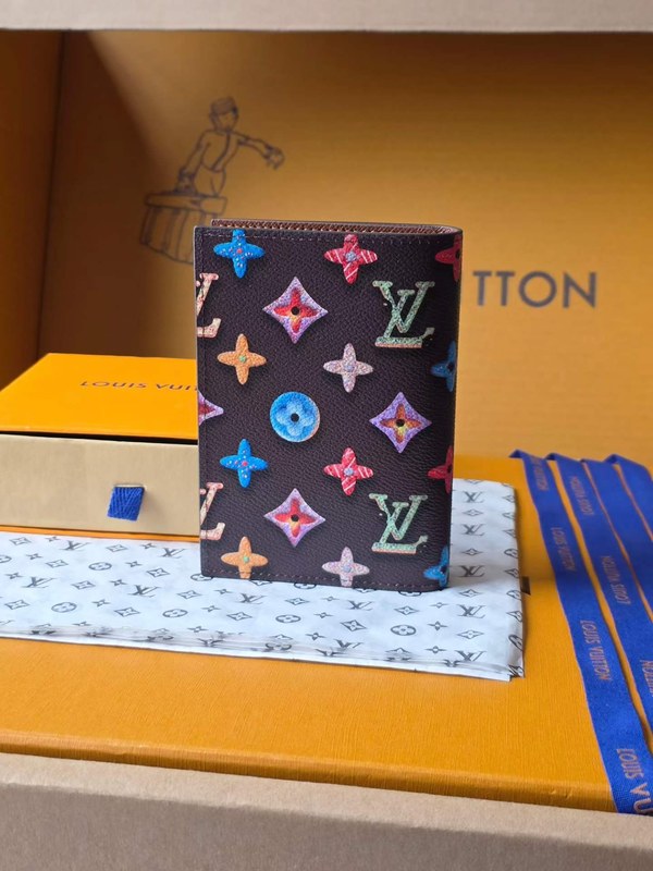 루이비통 2026 M28281 오거나이저 지갑