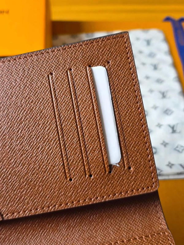 루이비통 2026 M28281 오거나이저 지갑