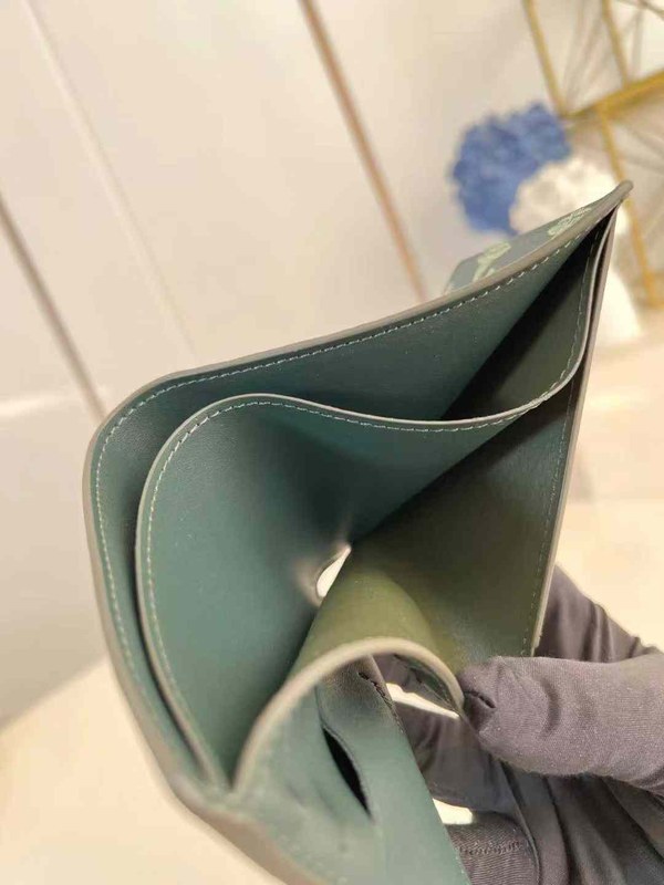 루이비통 2025 M27150 멀티플월릿 반지갑 지갑