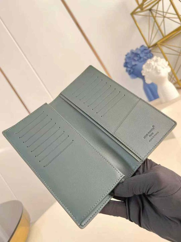 루이비통 2025 M61697 장지갑 지갑