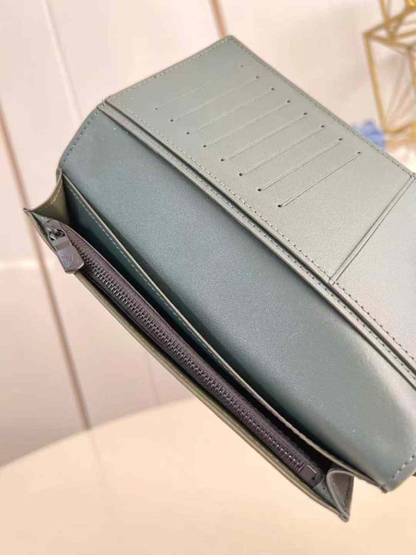 루이비통 2025 M61697 장지갑 지갑