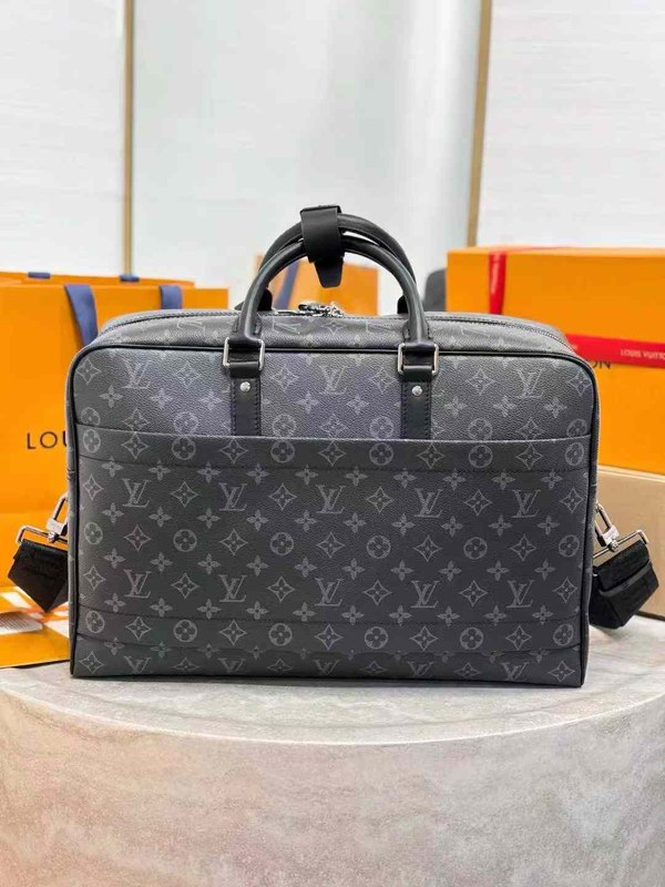 루이비통 2025 M11512 이클립스 위캔더 브리프 케이스