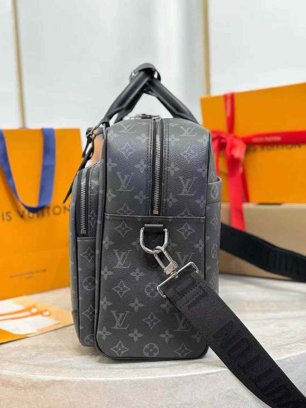 루이비통 2025 M11512 이클립스 위캔더 브리프 케이스