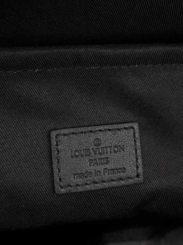 루이비통 2025 M11512 이클립스 위캔더 브리프 케이스