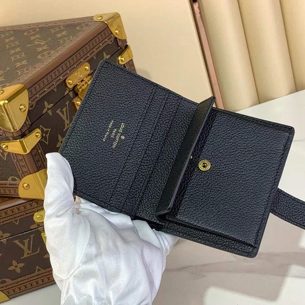 루이비통 2025 M12148 로우키 컴팩트 월릿 반지갑 지갑