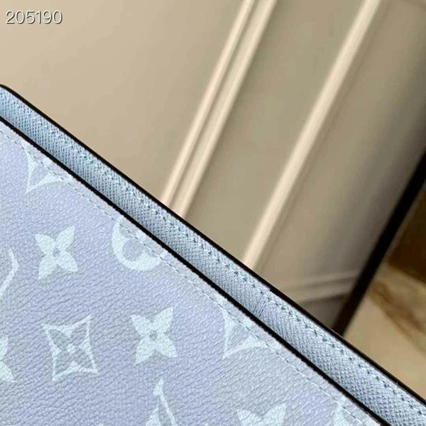 루이비통 2025 브라짜월릿 스카이블루컬러 장지갑 지갑