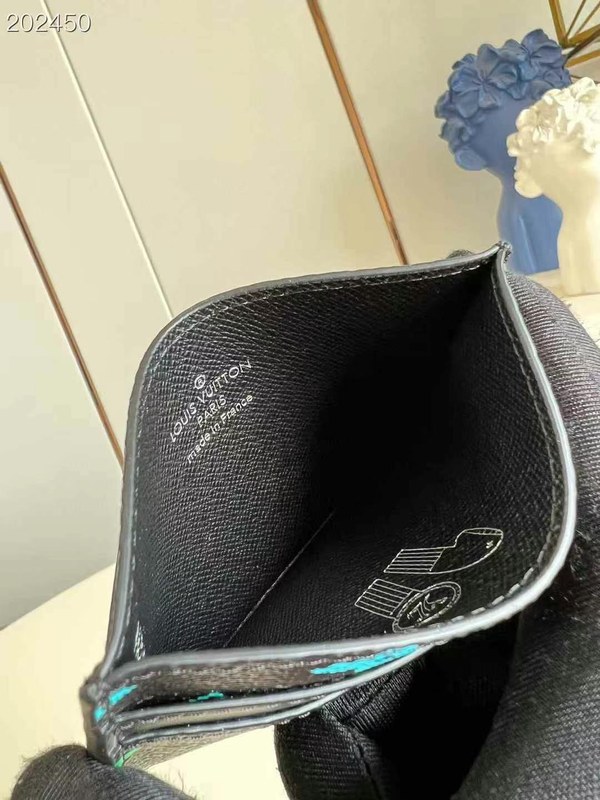 루이비통 2025 멀티컬러 그라디언트 모노그램 프린팅 더블 카드 홀더 카드지갑 지갑