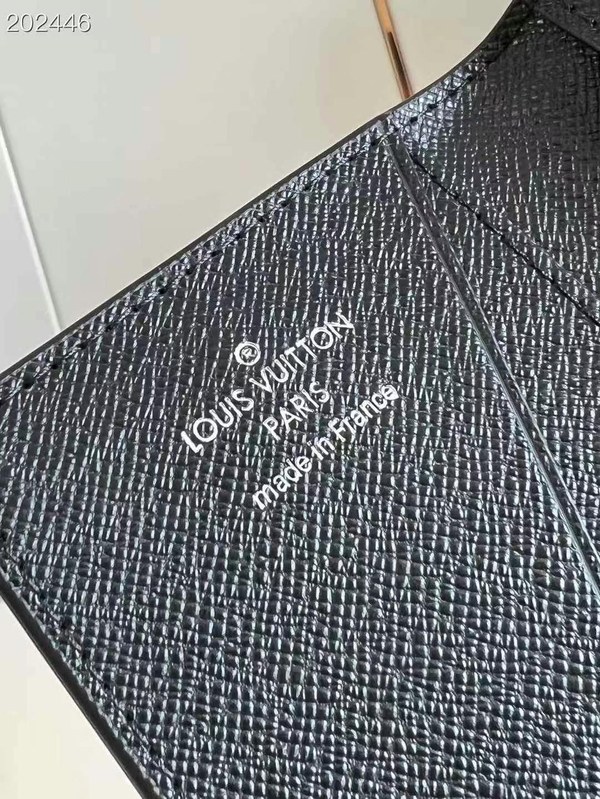 루이비통 2025 그라디언트 M14134 오거나이저 카드 지갑