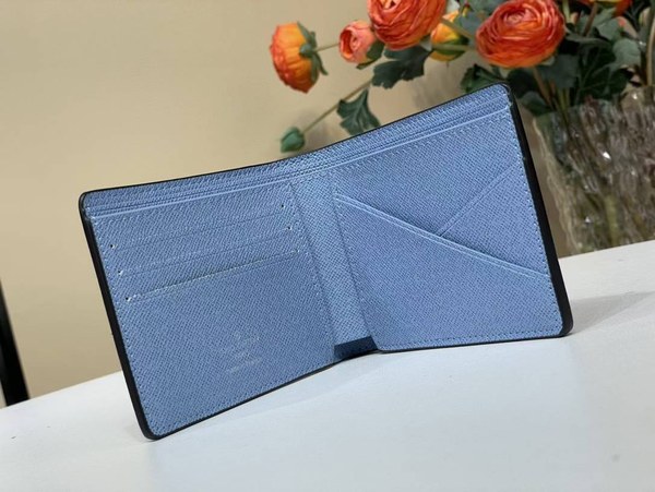 루이비통 2025 M14111 멀티플 월렛 스카이 블루컬러 지갑 반지갑