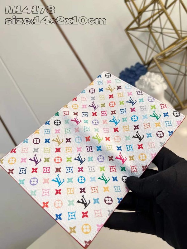 루이비통 2025 M14178 패스포트 커버 여권 지갑