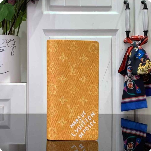 루이비통 2025 M12656 브라짜월릿 장지갑 지갑