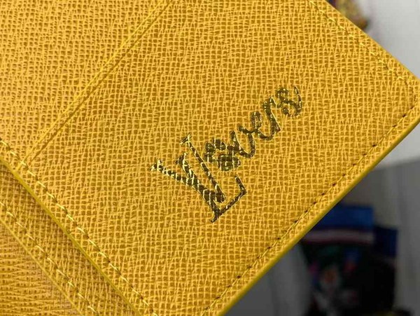 루이비통 2025 M12656 브라짜월릿 장지갑 지갑