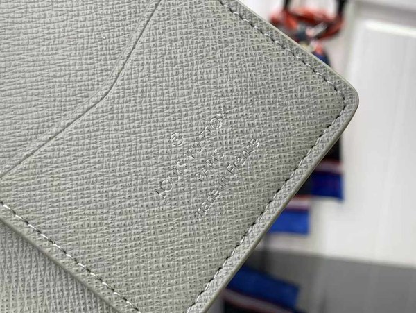 루이비통 2024 M11548 포켓 오거나이저 지갑 카드지갑 그라디언트 그린컬러