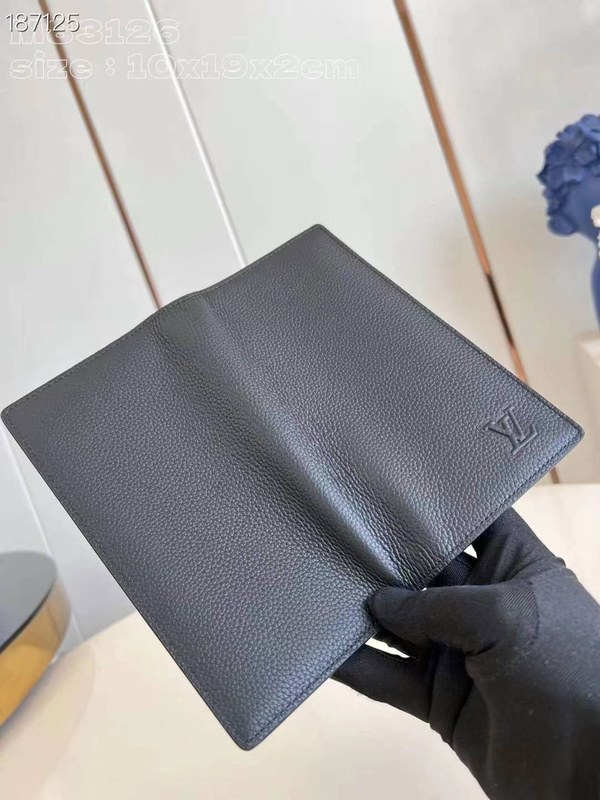 루이비통 2024 M83126 브라짜 월릿 지갑 장지갑