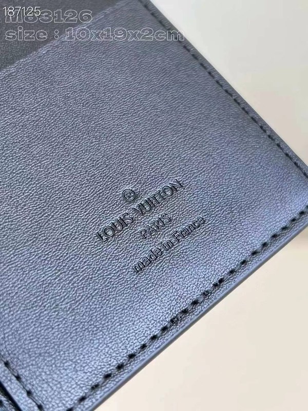 루이비통 2024 M83126 브라짜 월릿 지갑 장지갑