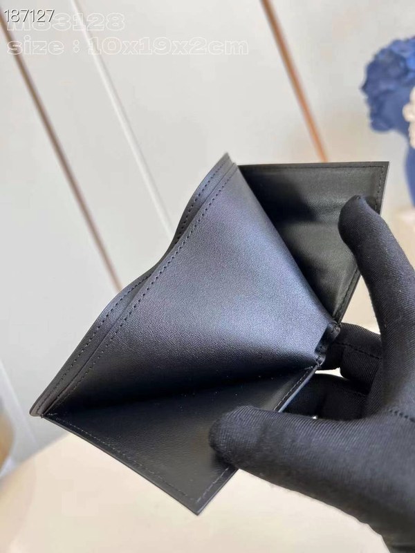 루이비통 2024 M83128 슬렌더 월릿 반지갑 지갑