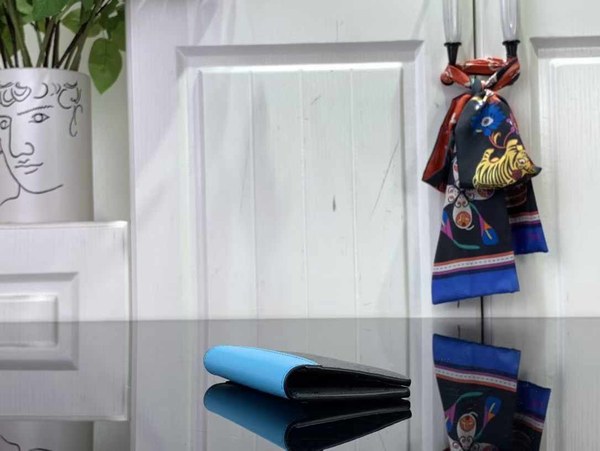 루이비통 2024 M11469 포켓 오거나이저 지갑