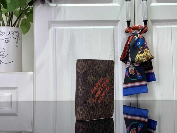 루이비통 2024 M11631 포켓 오거나이저 지갑