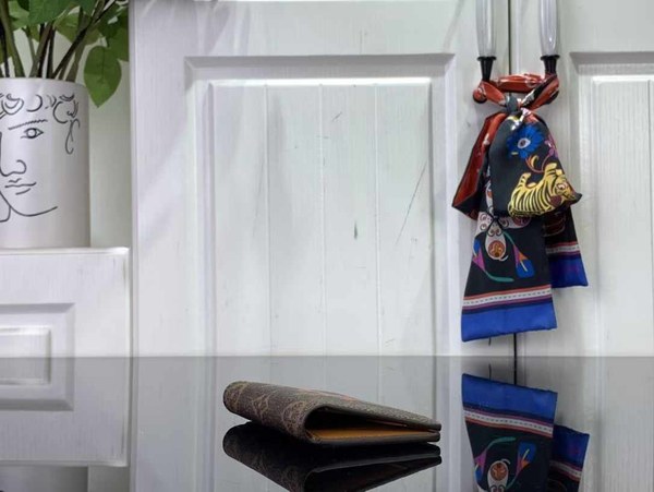 루이비통 2024 M11631 포켓 오거나이저 지갑