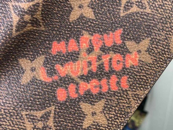 루이비통 2024 M11631 포켓 오거나이저 지갑